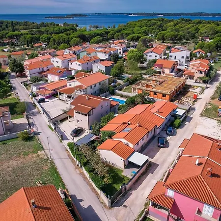 Apartman Ljubica Pulj *